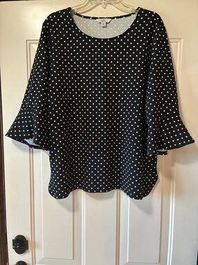 XXL Croft & Barrow Black & White Polka Dot Textured Blouse - Ruffle Bell Sleeves